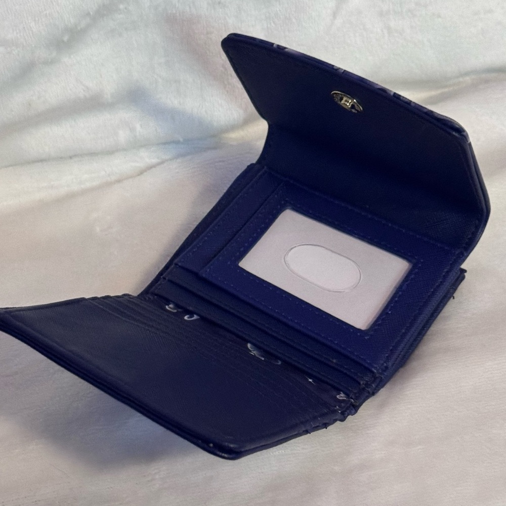 Loungefly Jasmine and Rajah Navy Blue Tri-Fold Wallet - Picture 5 of 7